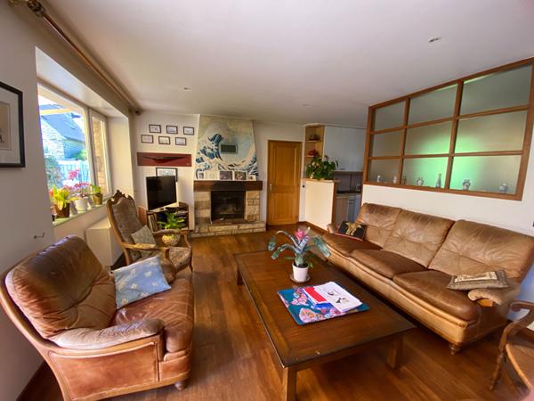 Fouesnant Maison de 214 m² , la plage à vélo !