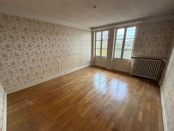 Immeuble Le Creusot 17 pièce(s) 562 m2