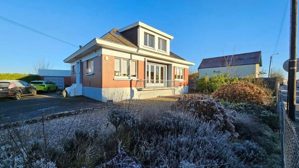 Belle Maison INDIVIDUELLE de 115 m2 - 3 chambres - Garage - Parcelle Clôturée 1300 m2