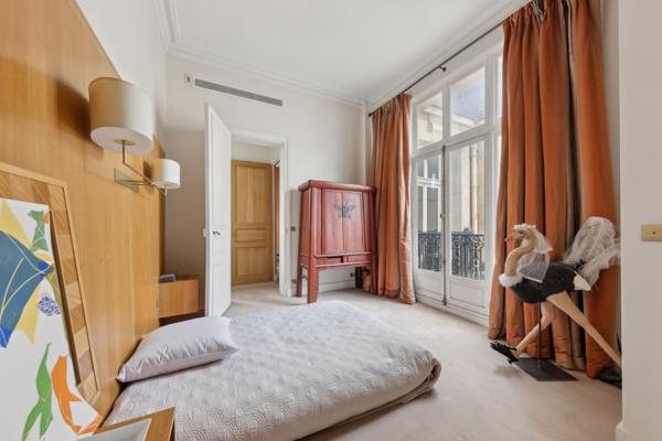 Vente Appartement de luxe Paris 8 5 Pièces 156 m²