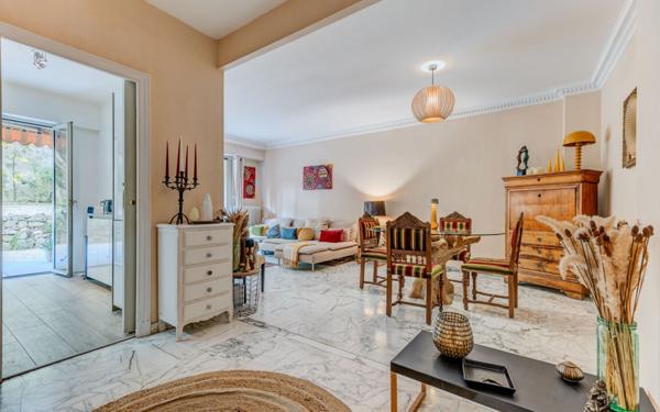 Appartement à vendre    2 pièces • 57 m2 Nice