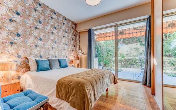 Appartement à vendre    2 pièces • 57 m2 Nice