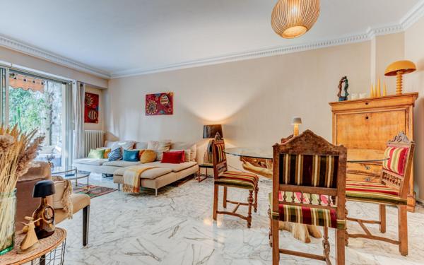 Appartement à vendre    2 pièces • 57 m2 Nice
