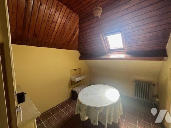 MAISON / MONT-DOL 