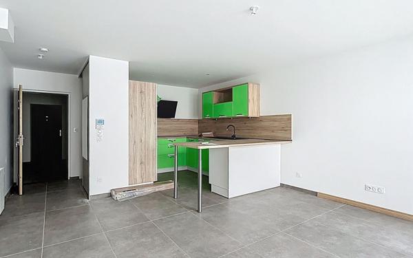 Appartement à vendre    2 pièces • 65,21 m2 Reims