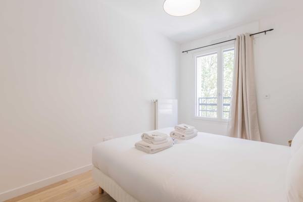 EXCLUSIVITÉ — Saint-Ouen / Rosiers-Les Puces — Appartement 3 pièces de 62 m² meublé —