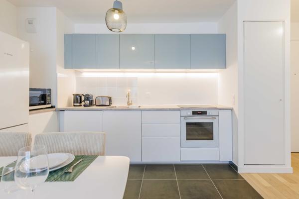 EXCLUSIVITÉ — Saint-Ouen / Rosiers-Les Puces — Appartement 3 pièces de 62 m² meublé —