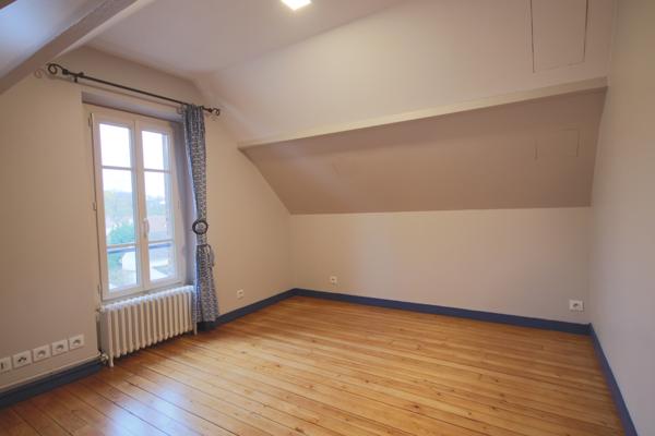 Bessancourt (95550) Superbe Meulière 112 m2, 4 chambres, terrain de 884 m2, DPE:C.