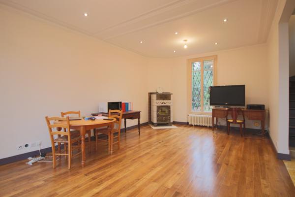 Bessancourt (95550) Superbe Meulière 112 m2, 4 chambres, terrain de 884 m2, DPE:C.