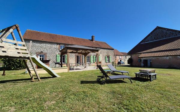 Maison à vendre    8 pièces •  Rozay-en-Brie