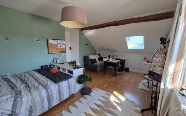 Maison à vendre    8 pièces •  Rozay-en-Brie