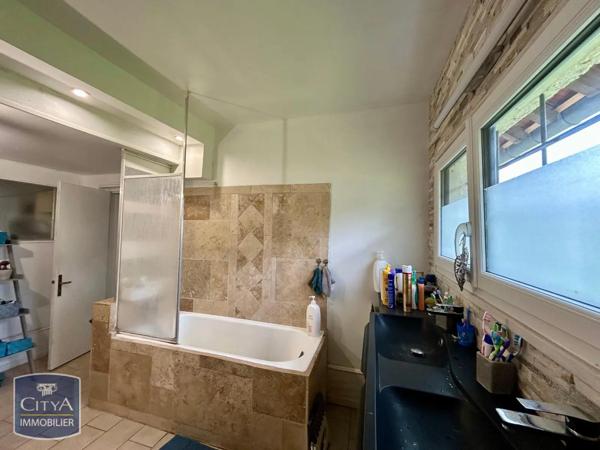 Maison à vendre 11 pièces 232m²