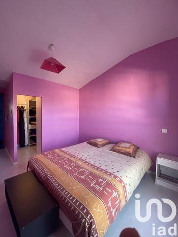 Maison traditionnelle 7 pièces de 239 m² à La Jarrie (17220)