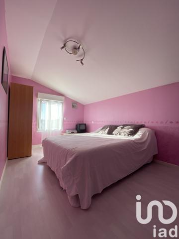 Maison traditionnelle 7 pièces de 239 m² à La Jarrie (17220)