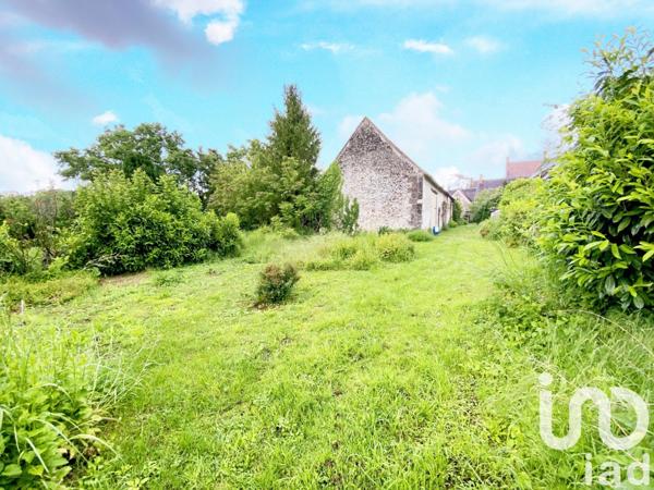 Maison de village 4 pièces de 76 m² à Betz-le-Château (37600)