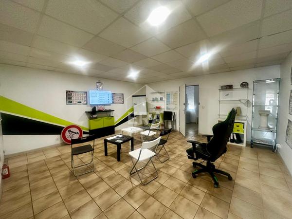 Local commercial ( vente des murs) Sisteron, très bonne visibilité