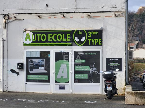 Local commercial ( vente des murs) Sisteron, très bonne visibilité