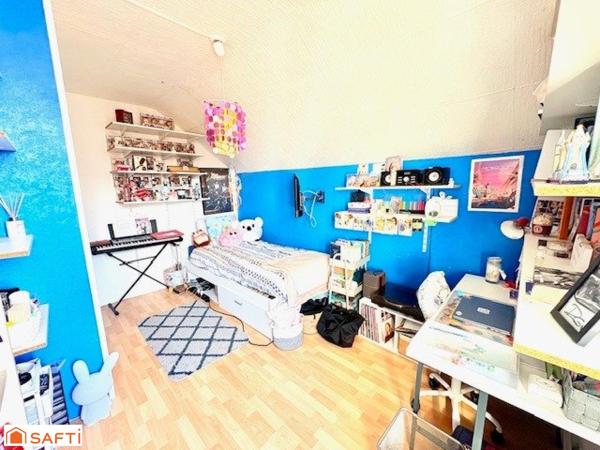 Maison Semi Individuelle à Bruay Sur L'Escaut avec Jardin