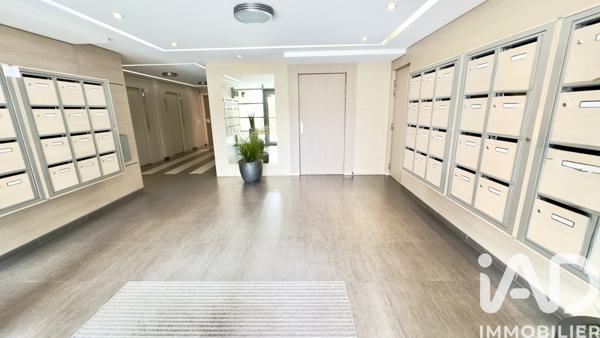 Appartement à vendre 4 pièces 93 m² Courbevoie