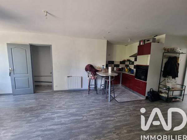 Immeuble à vendre 334,38 m² Saint-Germain-Laval