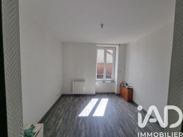 Immeuble à vendre 334,38 m² Saint-Germain-Laval