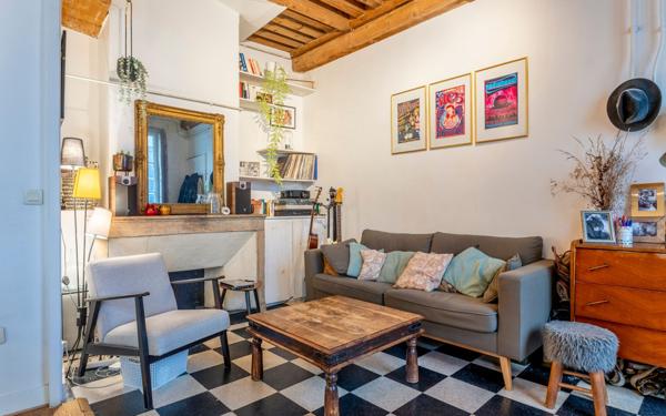 Appartement à vendre    3 pièces • 49,71 m2 Lyon 9