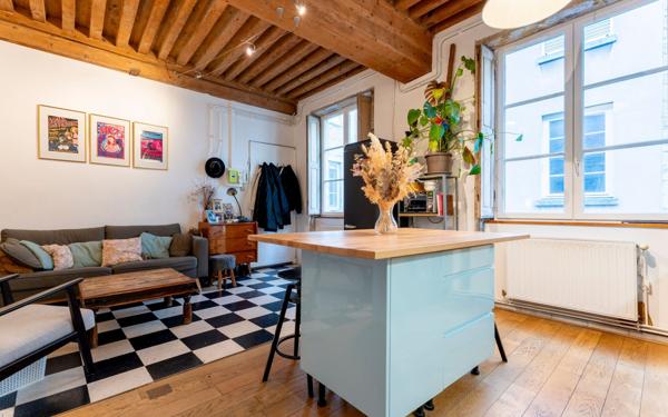 Appartement à vendre    3 pièces • 49,71 m2 Lyon 9
