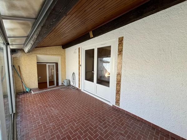 Maison à vendre Montlegun 130 m² avec garage double, véranda et potentiel à rénover