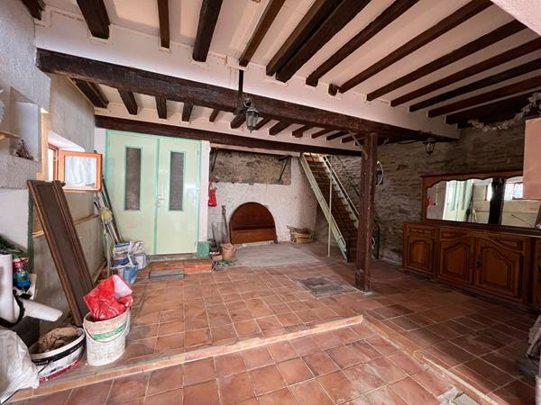 Maison à vendre Montlegun 130 m² avec garage double, véranda et potentiel à rénover