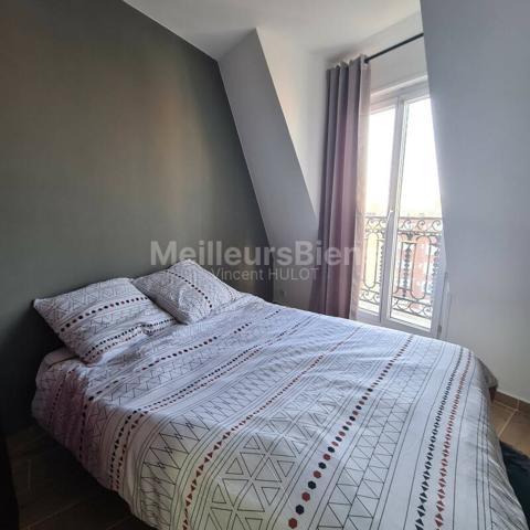 Magnifique deux pièces avec une vue entièrement dégagée sur tout Paris