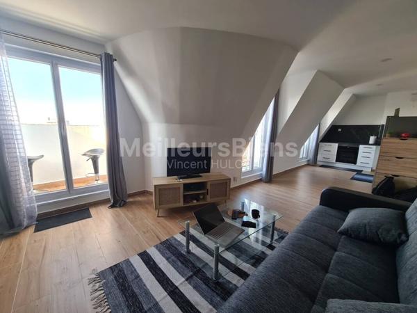 Magnifique deux pièces avec une vue entièrement dégagée sur tout Paris