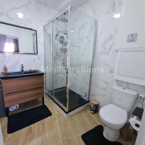 Magnifique deux pièces avec une vue entièrement dégagée sur tout Paris