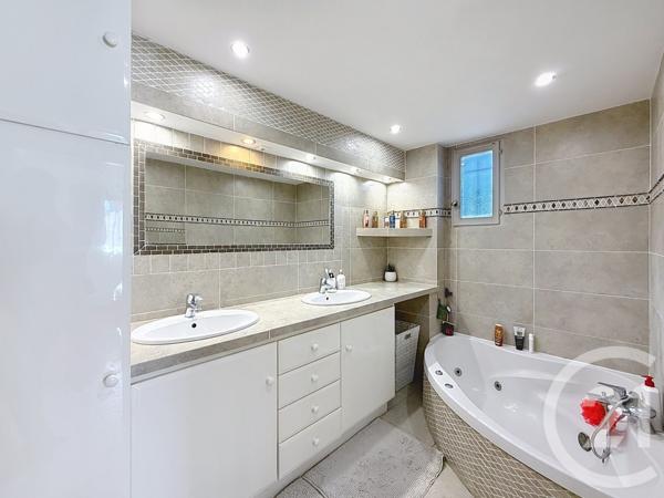 Maison à vendre  5 pièces - 111,49 m2 ANTIBES - 06