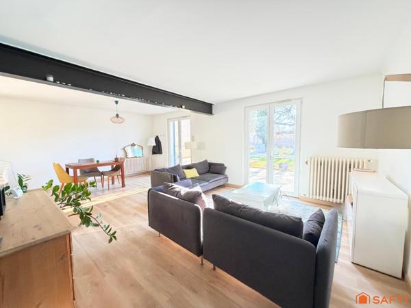 Maison 145m2, 4 chambres, garage et jardin.