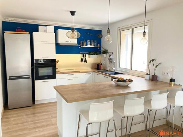 Maison 145m2, 4 chambres, garage et jardin.