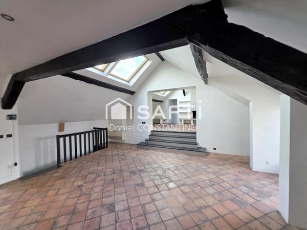 Hyper Centre, 125 m² au Sol avec séjour de 57m²