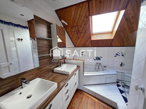 Hyper Centre, 125 m² au Sol avec séjour de 57m²