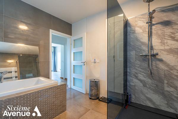 Appartement 5 pièces 139.12 m2
