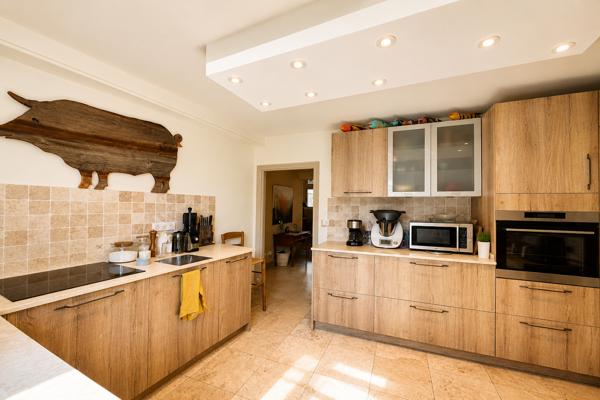 Vente Appartement de luxe Uzès 5 Pièces 256 m²
