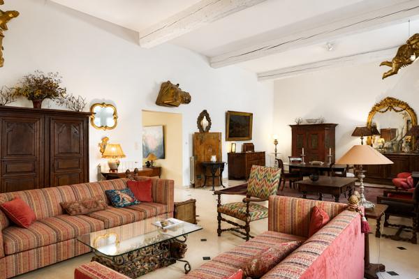 Vente Appartement de luxe Uzès 5 Pièces 256 m²