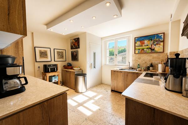 Vente Appartement de luxe Uzès 5 Pièces 256 m²