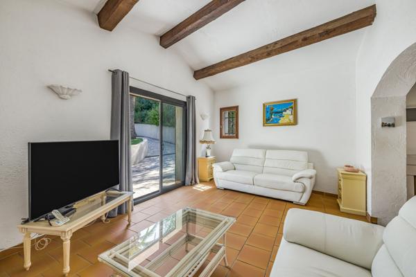 Vente Villa de luxe Mandelieu-la-Napoule 6 Pièces 130 m²