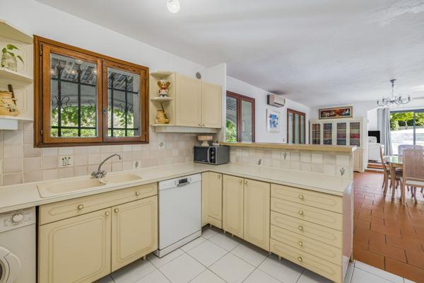 Vente Villa de luxe Mandelieu-la-Napoule 6 Pièces 130 m²