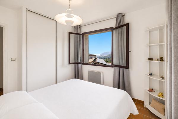 Vente Villa de luxe Mandelieu-la-Napoule 6 Pièces 130 m²