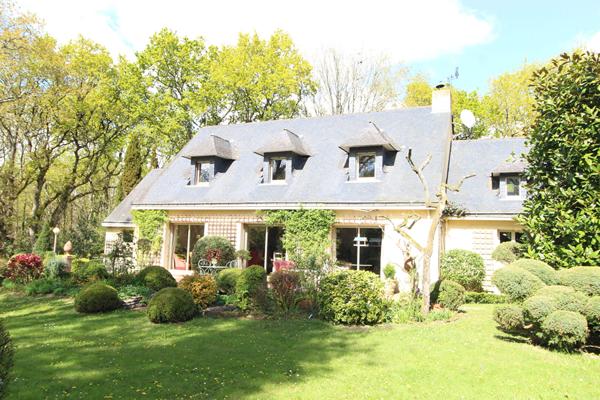 Maison - 6 pièces - 176 m²