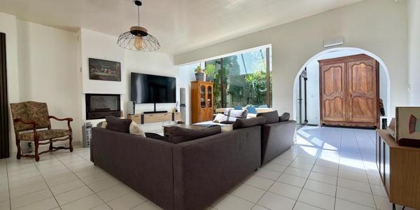 Maison à TOURS, 37000 - 6 pièces 217m²