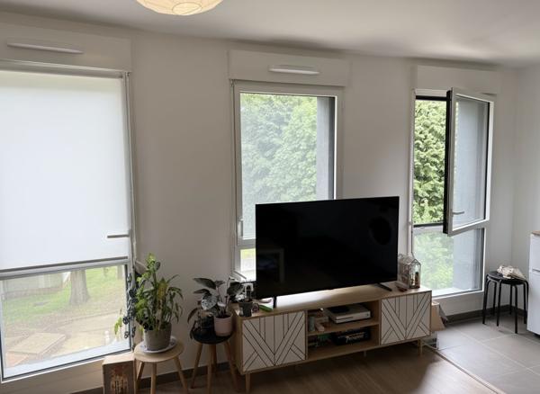 Appartement Romainville 1 pièce(s) 32.5 m2 PROCHE LES LILAS