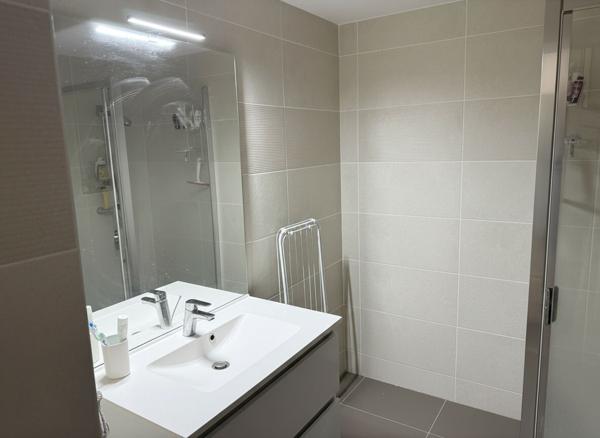 Appartement Romainville 1 pièce(s) 32.5 m2 PROCHE LES LILAS