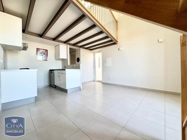 Appartement à louer 2 pièces 37.93m² Nîmes (30000)