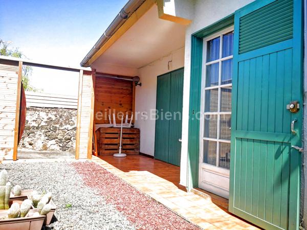  MAISON TERRE SAINTE  100 M PLAGE VENDU LOUE